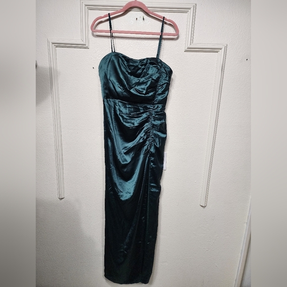 Lulus Luxurious Marvel Emerald Satin Ruched Column Maxi Dress L Wedding Party - Picture 6 of 9